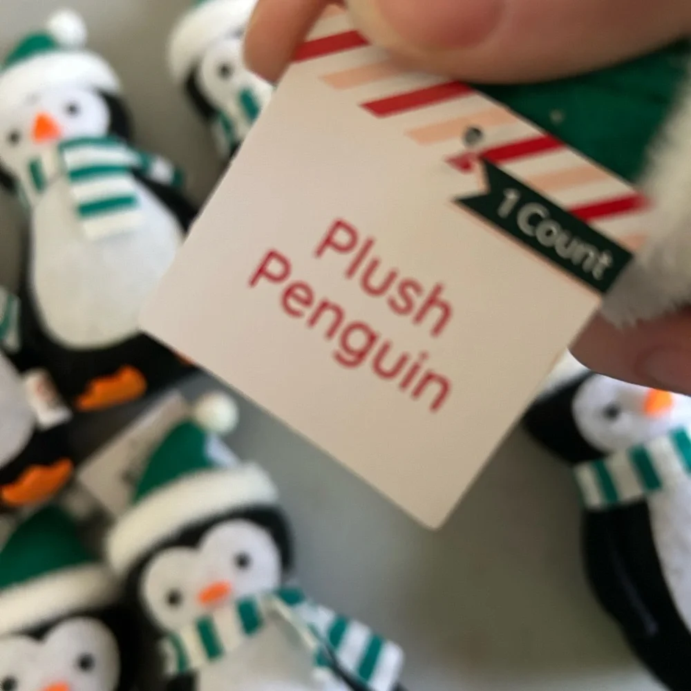 Target‎ Wondershop Bullseye’s Playground Bundle of 10 Plush Penguins